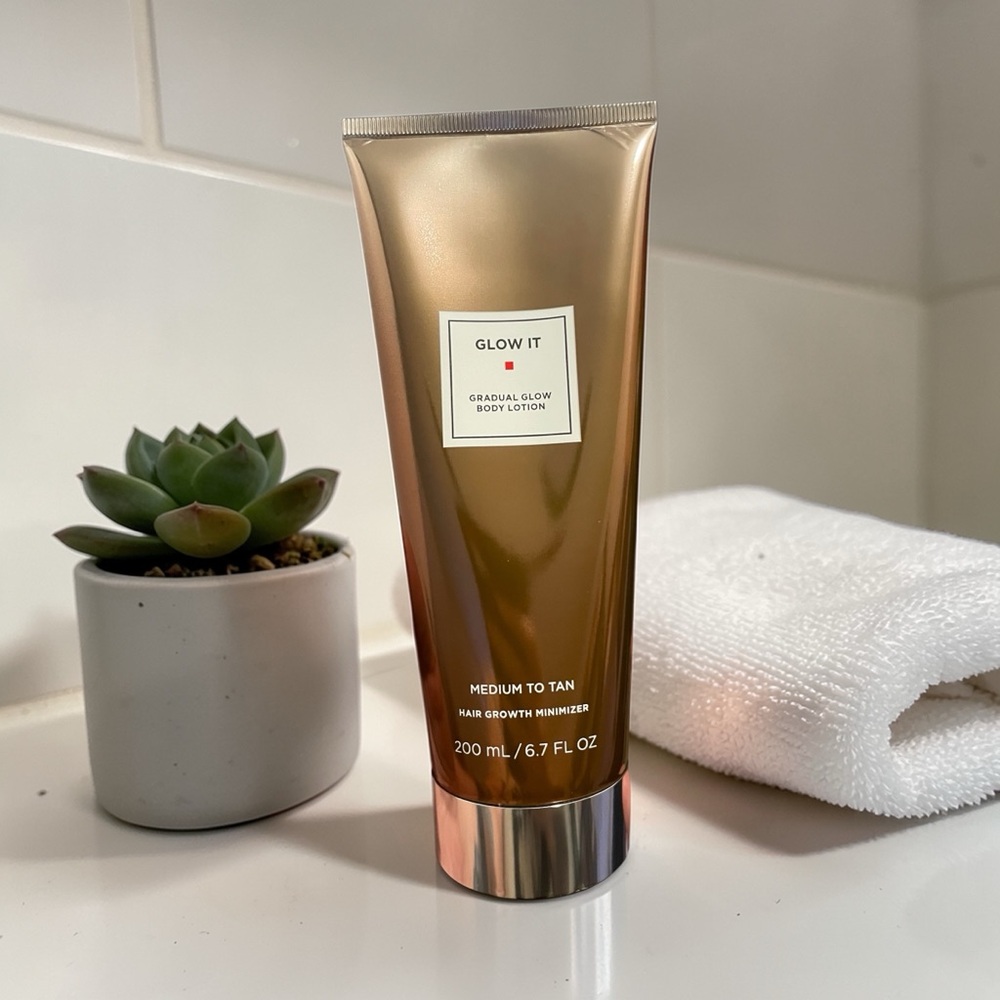 Gradual Glow Body Lotion Self Tan - Medium to Tan (Bronze)